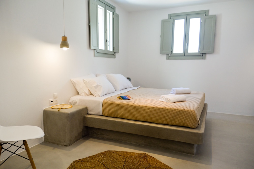 Antiparos Homes photo 5