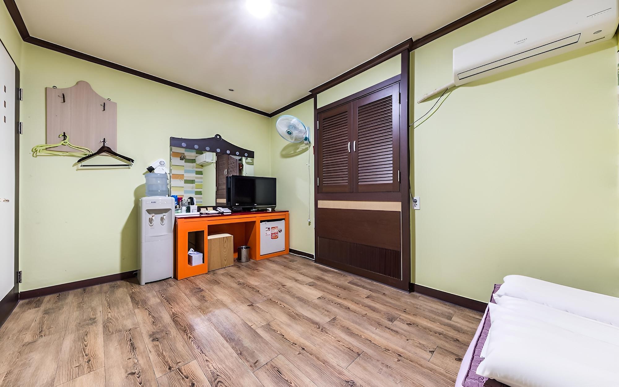 Gapyeong Theme view 3