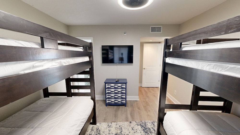 Mainsail 255 3 Bedroom Condo
