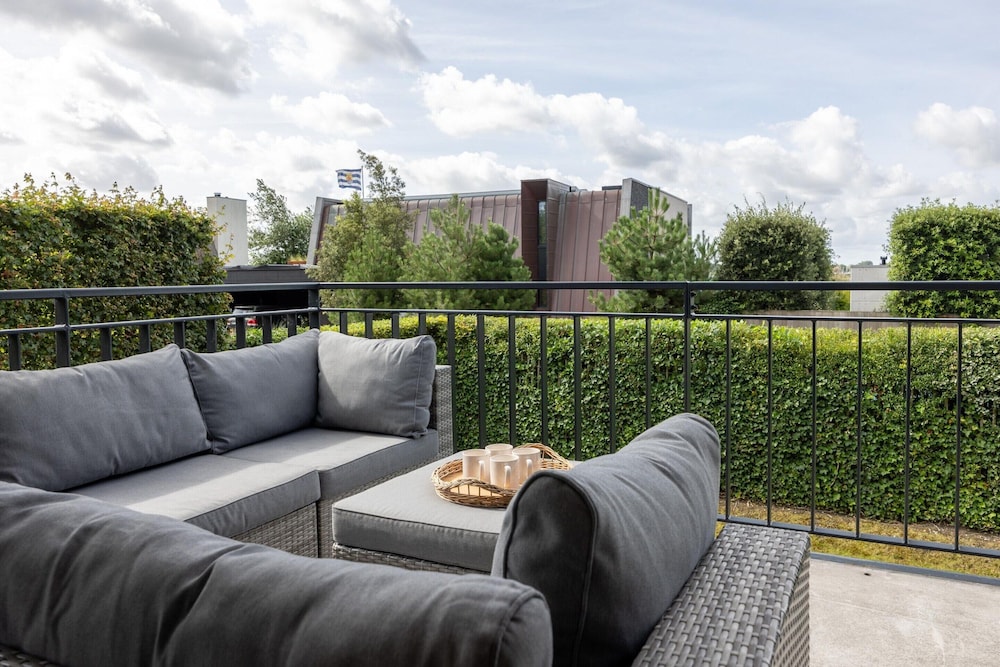 Holiday Home Near Veerse Meer With Terrace
