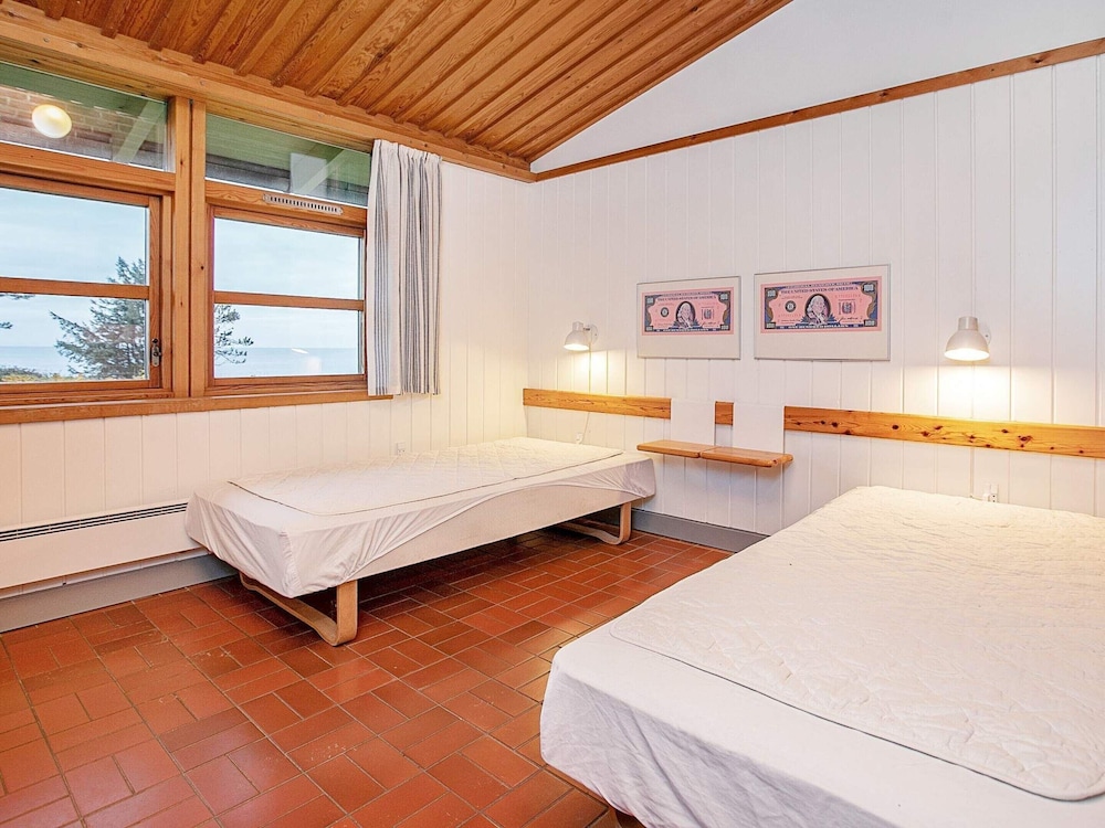 6 Person Holiday Home in Gilleleje view 3