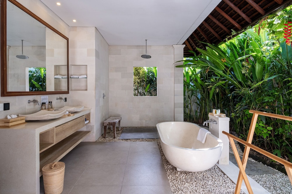 Saba Villa