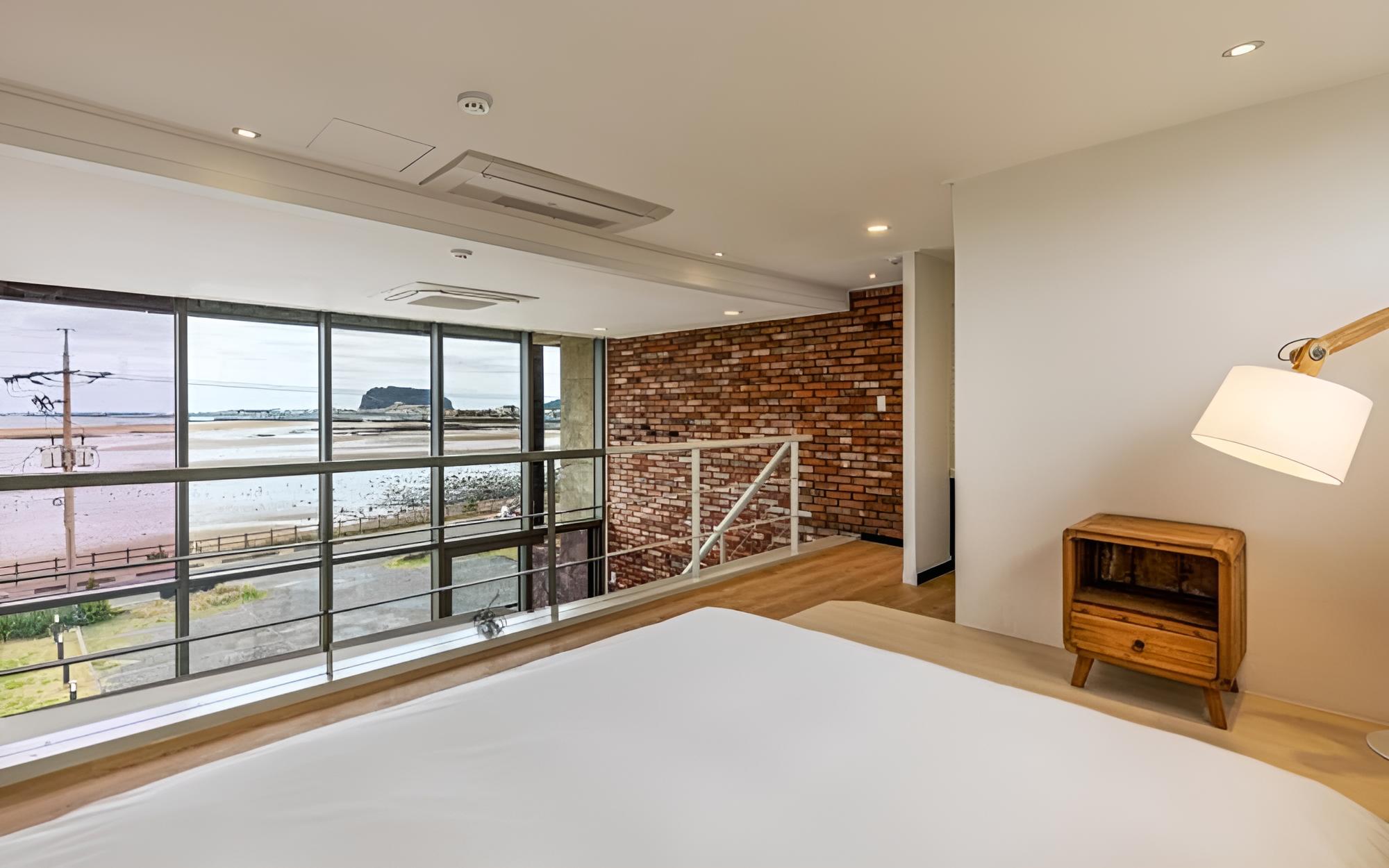 Jeju Rumine Pension