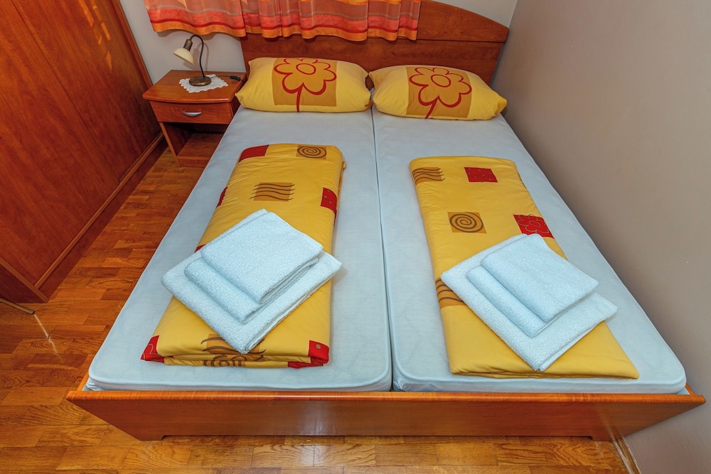 Apartman Mira
