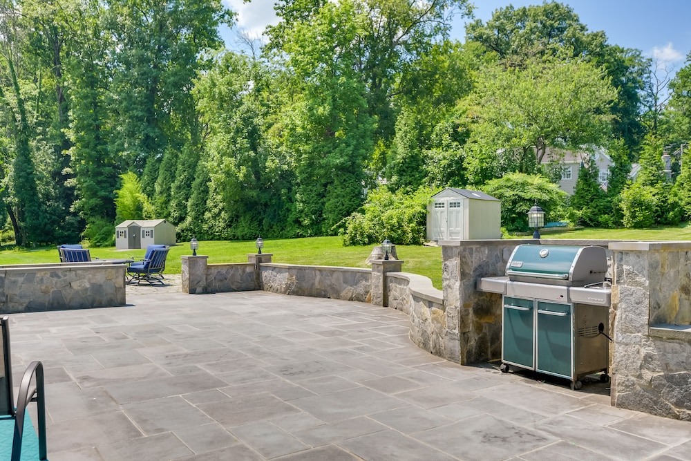 Rockville Home: Patio Oasis, Fireplace, Near DC! - Property Image 12