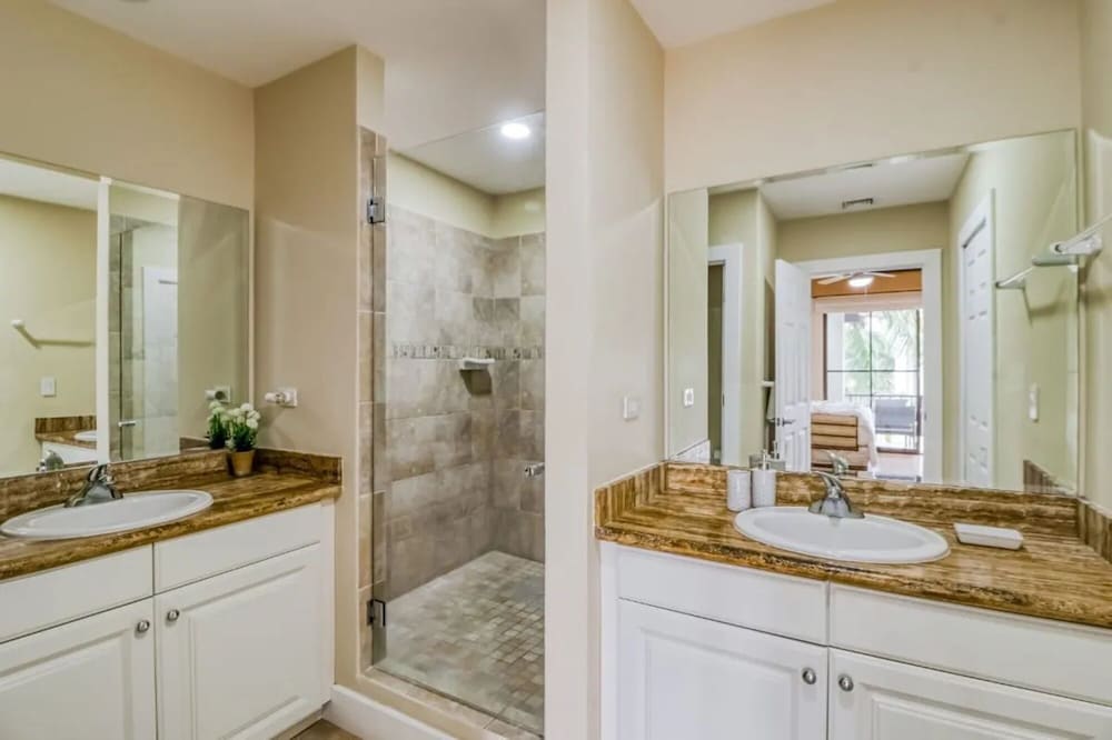 Elegant Condo in High-End Resort Community with Pool and Beach Club Access