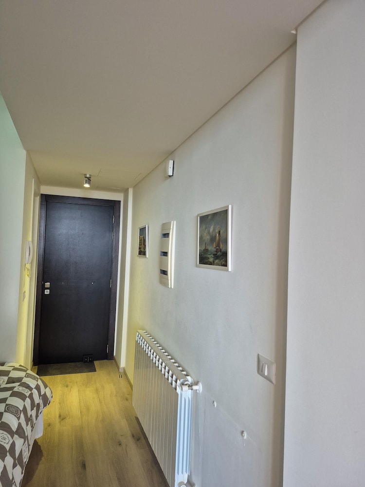 Redrock 1 br chalet faqra . Faraya