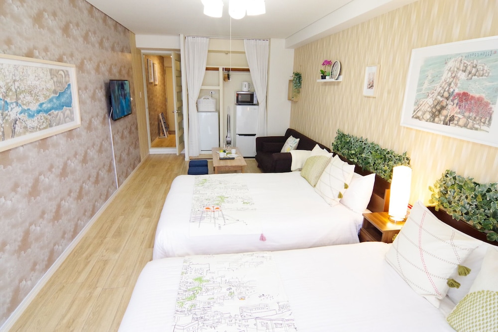 Nipponbashi Art Hotel
