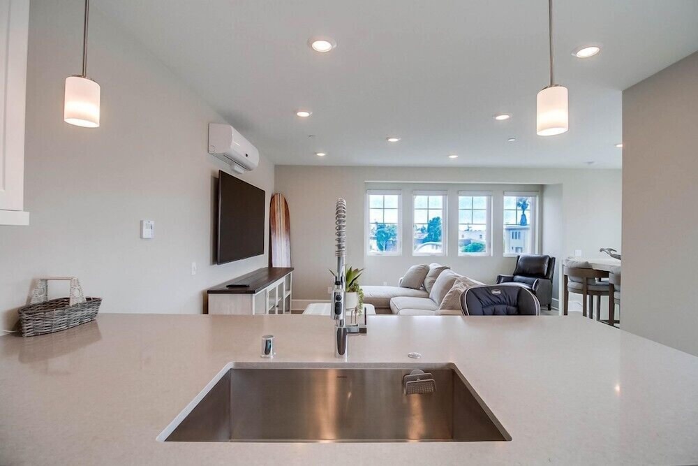 Santa Barbara Loft