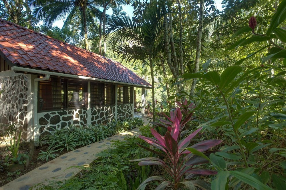 Black Rock Lodge