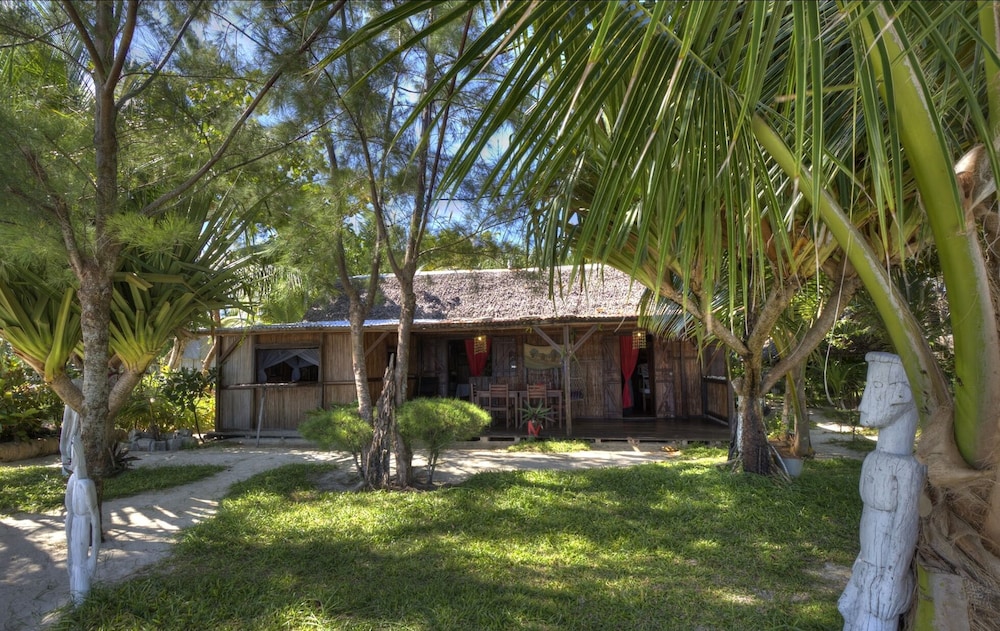 Analatsara Eco Lodge