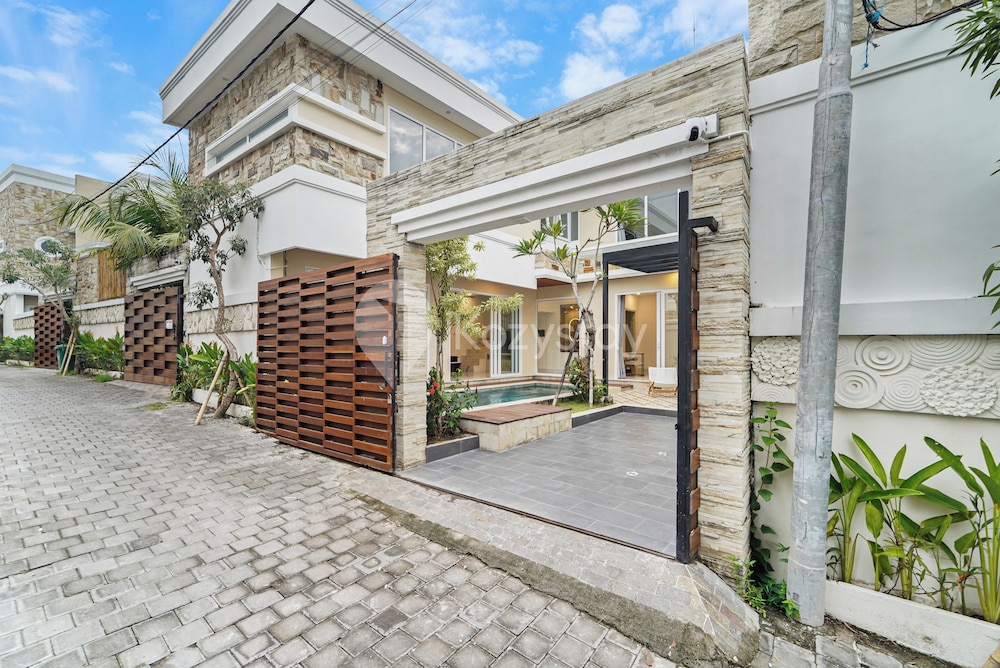 Serava Villa by Kozystay - Canggu