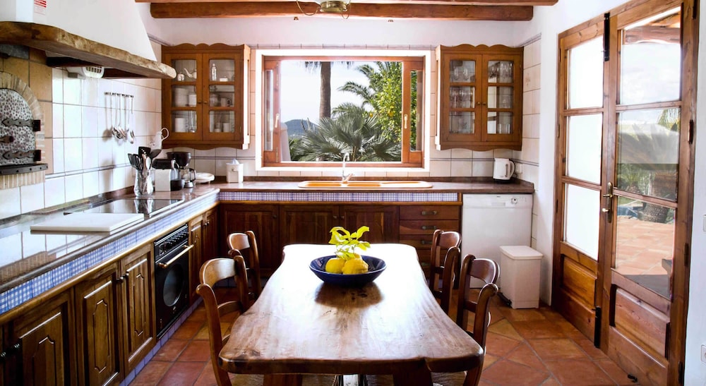 Villa Torres Caron view 4