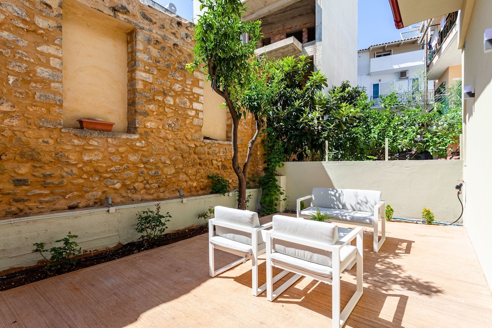 Kalamata Cosy Haven Hidden Gem In the City Center