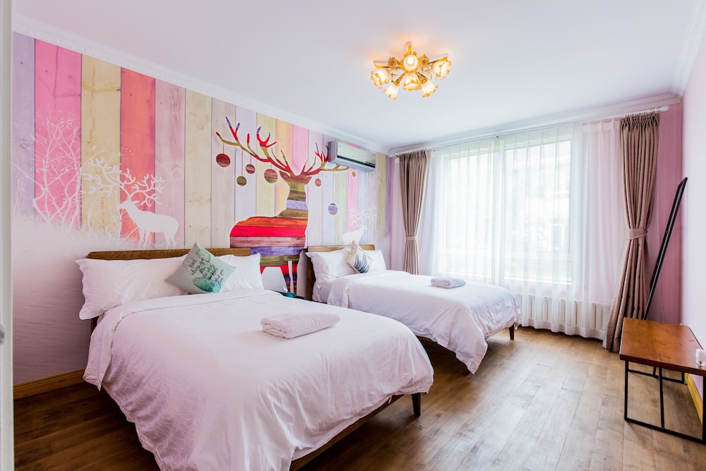 Summer Villa with 5 BRs