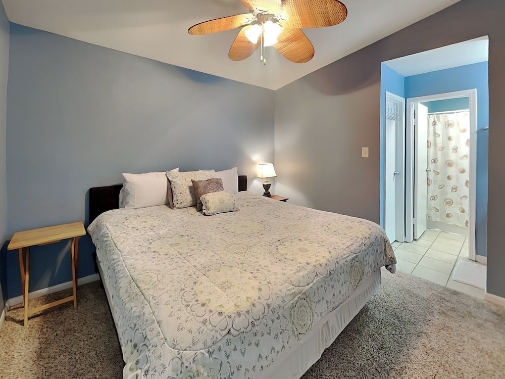 Summer Daze by Ryson Vacation Rentals