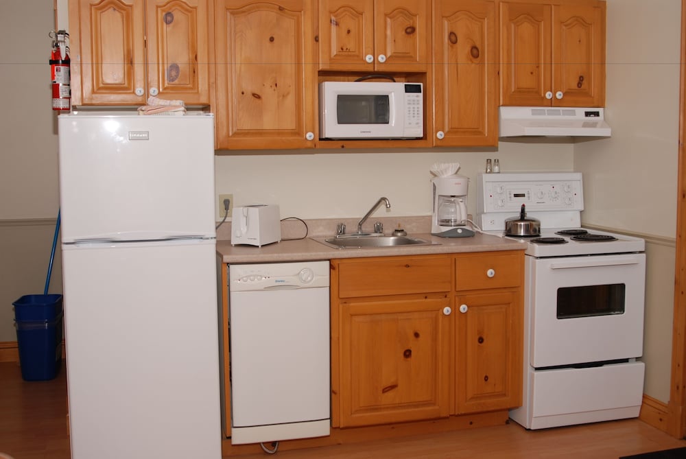 Shining Waters Cottages
