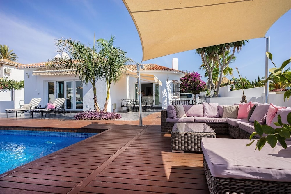 Marbella Vacations - Great Beach Side Villa - Semi Heated Pool - Property Image 10