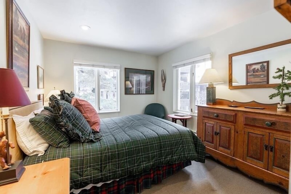Stunning Vail Ski Resort CO Condos
