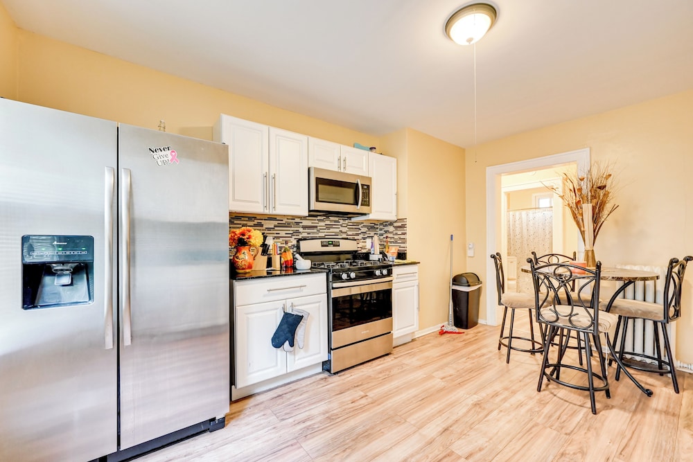 Convenient Hartford Condo < 2 Mi to Dtwn!