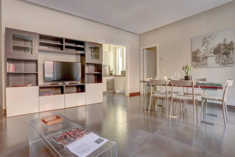 Rm-h501-gpsc20l5 Colosseo Gardens - C10