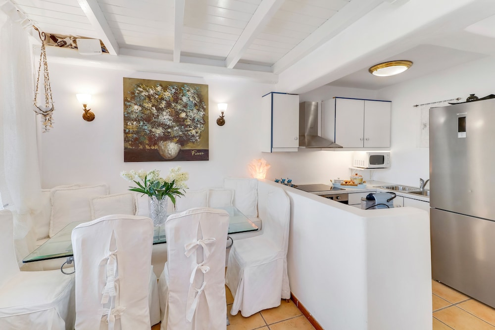 SeaBlue Villas