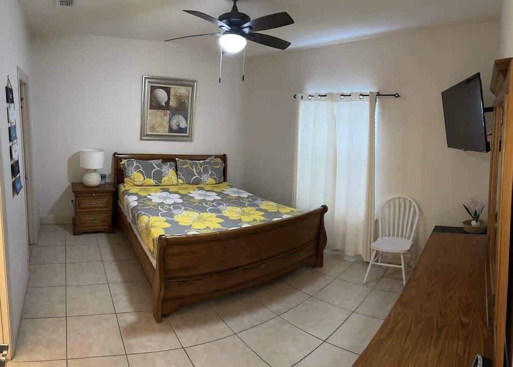 Family Friendly Beach Condo With Pool