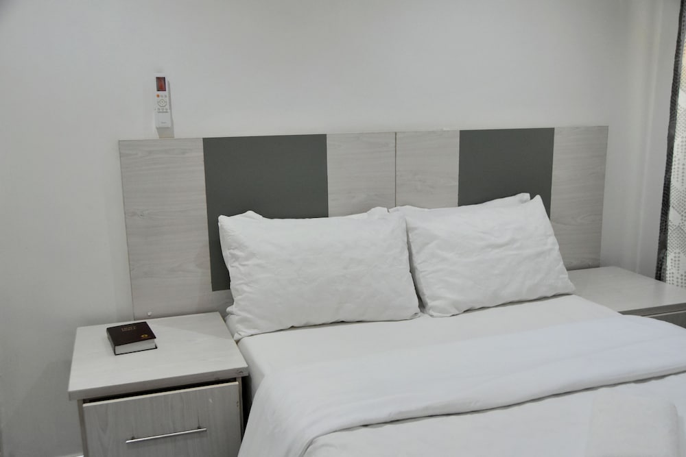 Alexandrina's Corner Bed and Breakfast