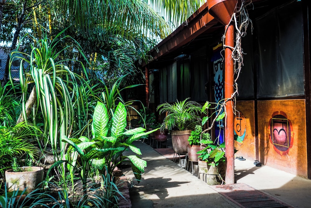 PURE Gym - Spa - Yoga - Lodging