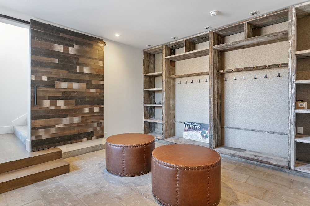 656 Coalition View Court - Private Home With Spa 4 Bedroom Home