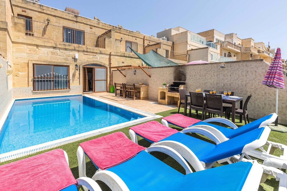 Ta Debora 3 Bedroom Villa With Private Pool