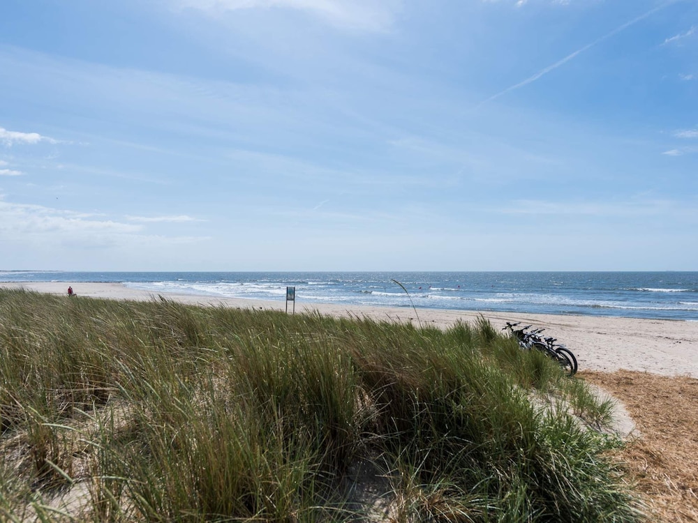 2 Person Holiday Home in Blavand view 4