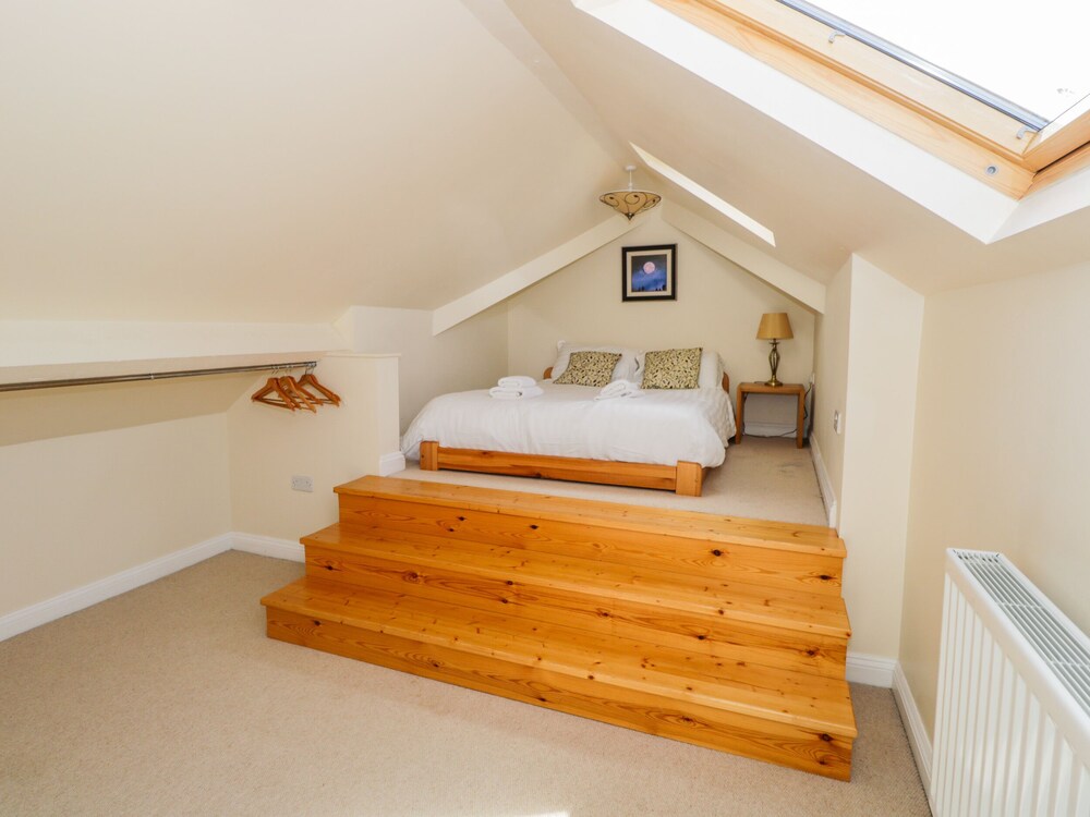 Eden Lodge