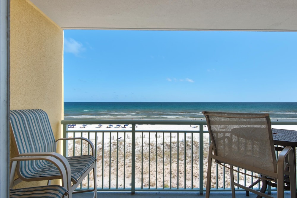 Pelican Isle 411