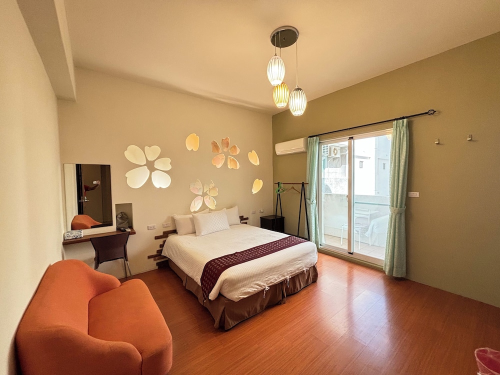 Happy Life Hostel