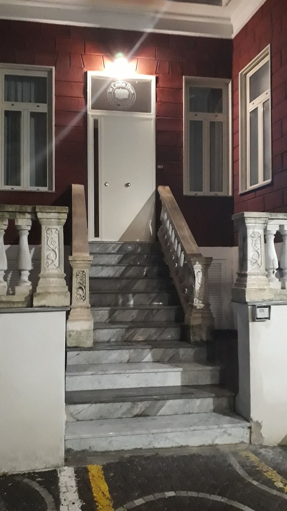 CASINA ROSSA NAPOLI