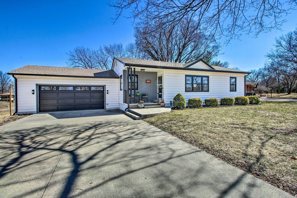 Emporia Vacations - Emporia Family Home Near Downtown: Game Room! - Property Image 6