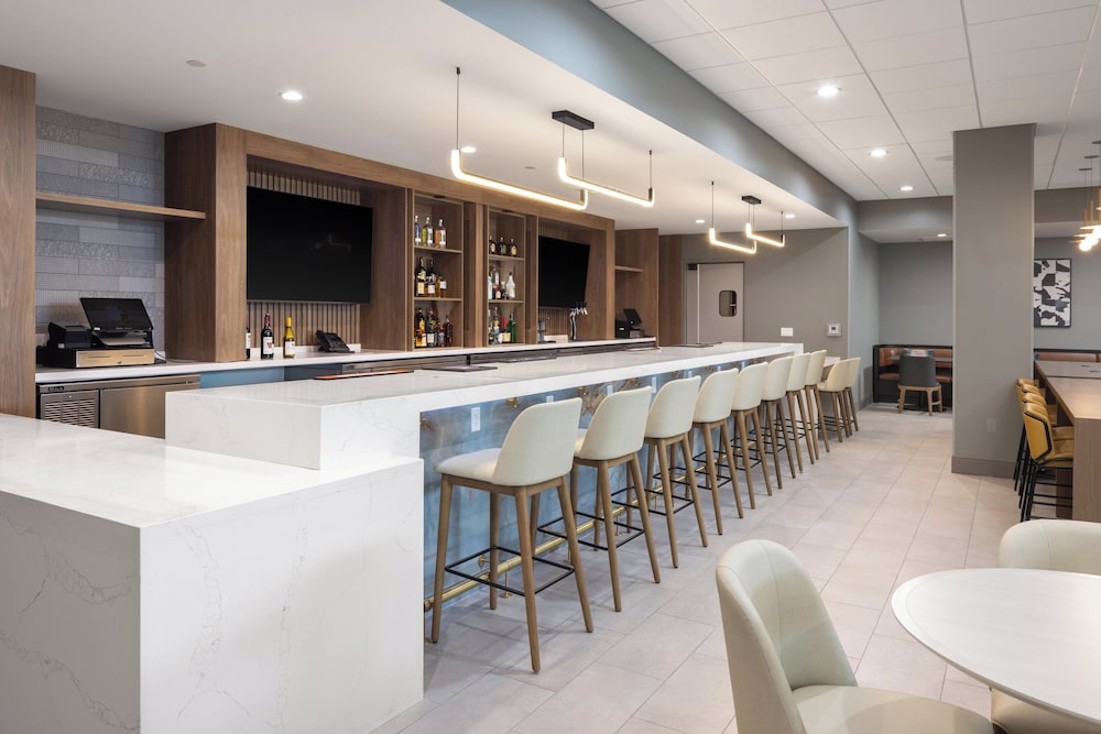 Holiday Inn Suites Monterey Park Los Angeles, an IHG Hotel - Property Image 95