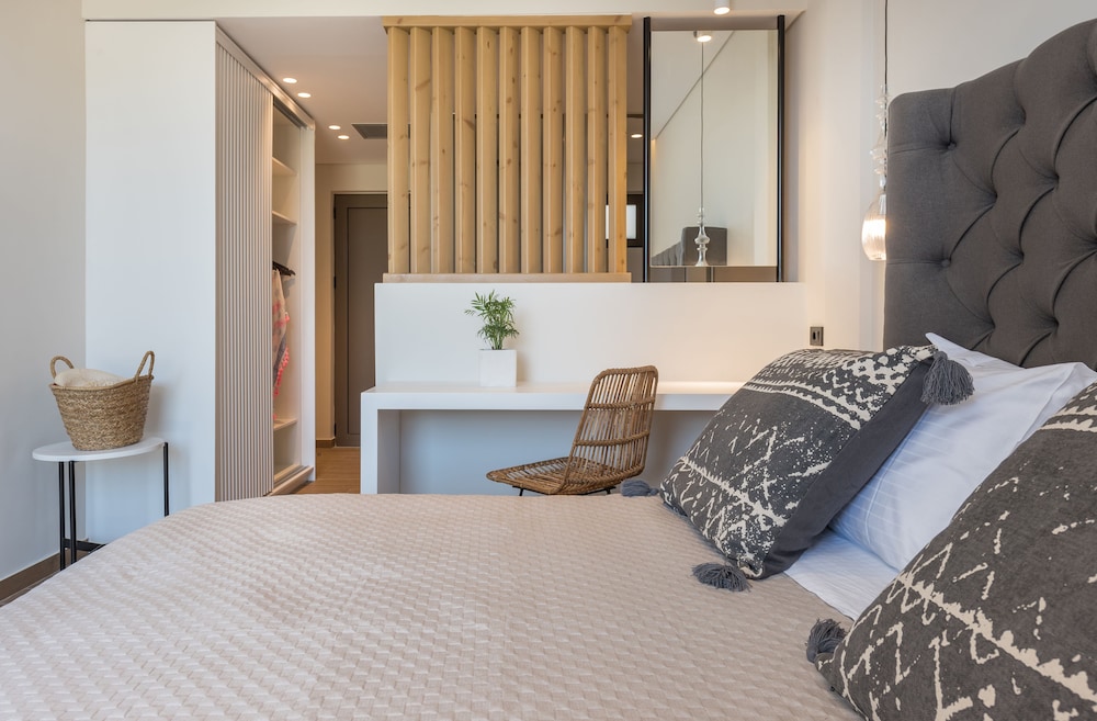 Eptanisos Beachfront Suites Zante photo 5