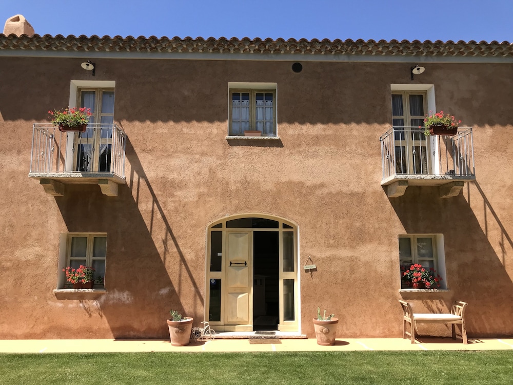 Agriturismo Monti di Jogliu