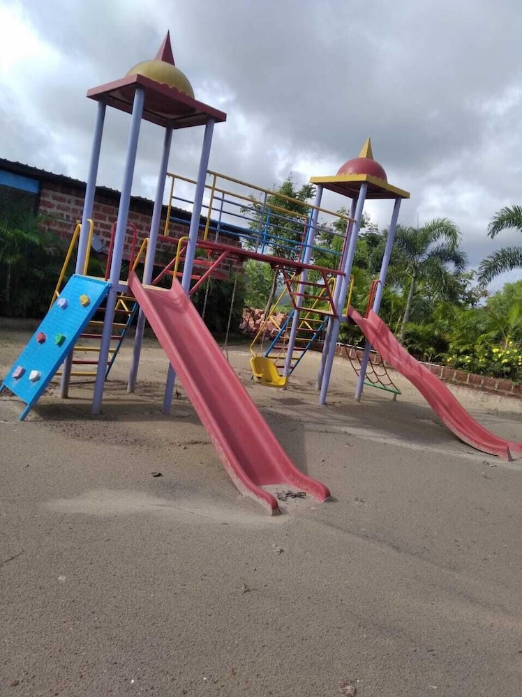 Mango Valley Resorts Ganpatipule