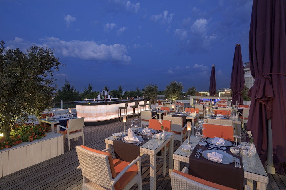 Tui Blue Side- All Inclusive