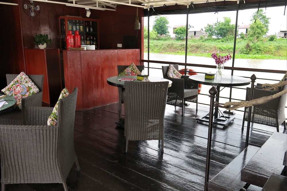 Phocea Cruise Siem Reap to Phnom Penh