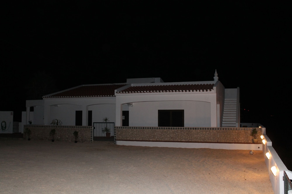 Hotel Quinta da Falcoeira - Image 1