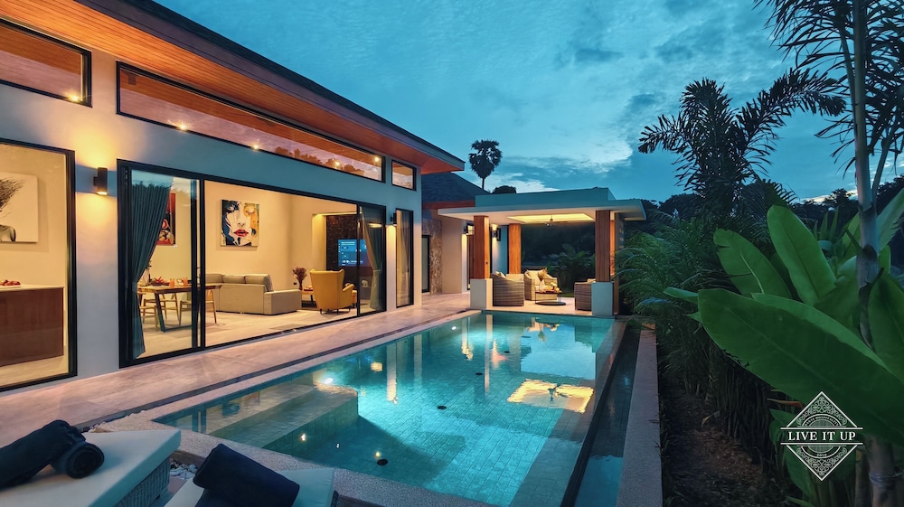 Santi Tara Villas