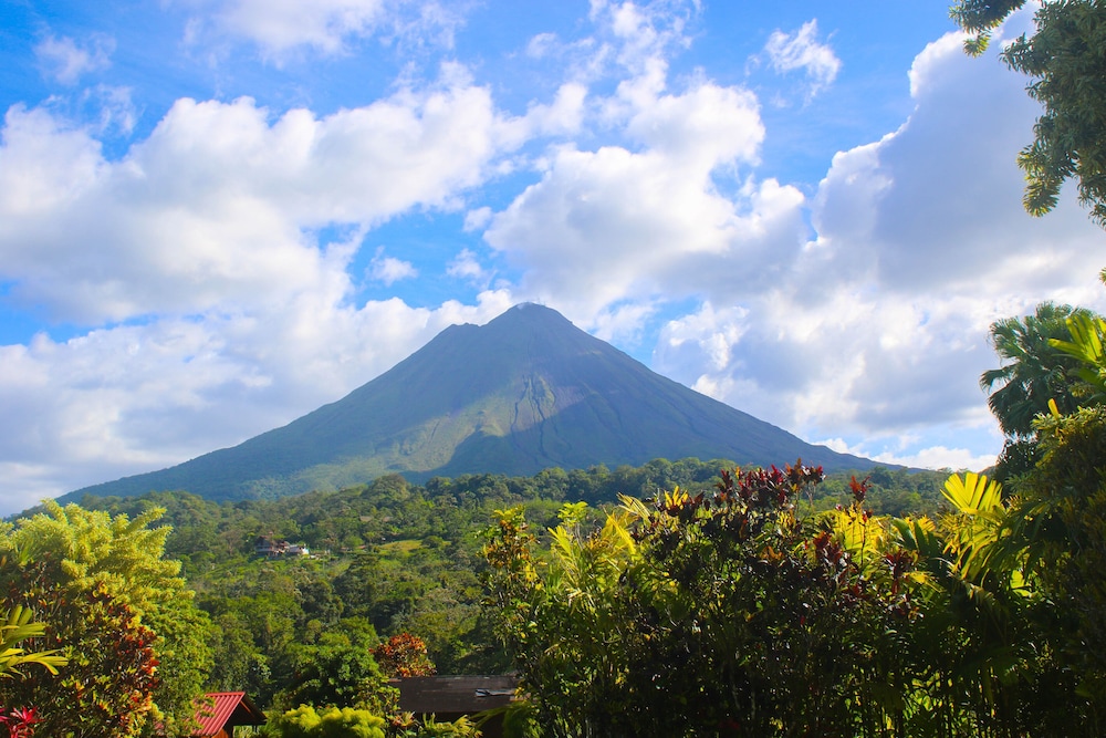 Arenal Paraíso Resort & Thermo Mineral Hot Springs