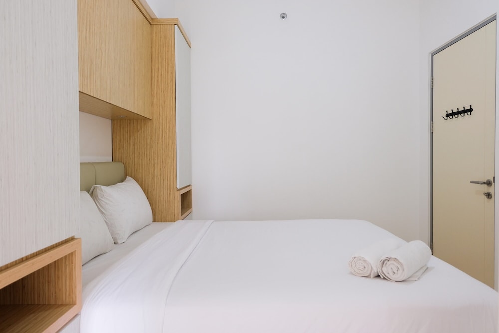 Comfy 2BR at M-Town Residence Apartment view 3