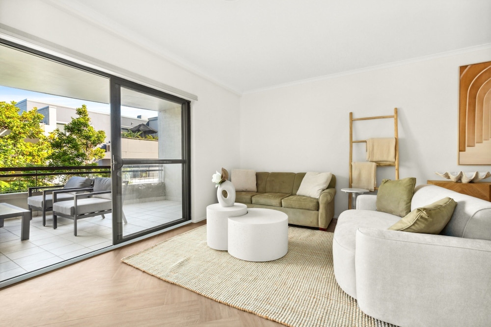 Spacious 2-bed, 2-bath Moments From Avalon Beach
