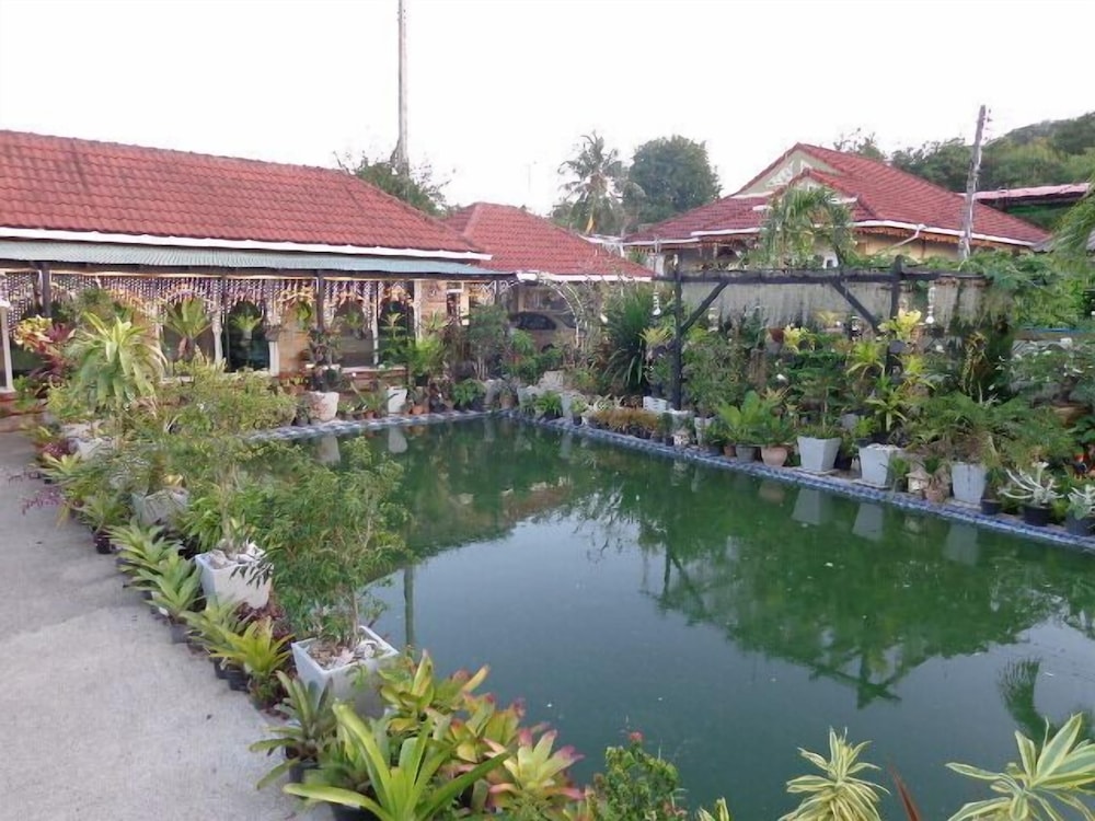 One D Homestay
