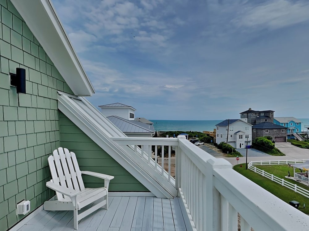 Shore Sounds Fun by Topsail Realty